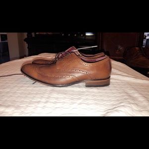 Apt 9. Men’s shoe